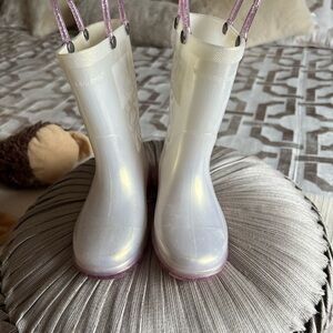 Translucent Rain Boots with Purple Glitter Soles & Ligth